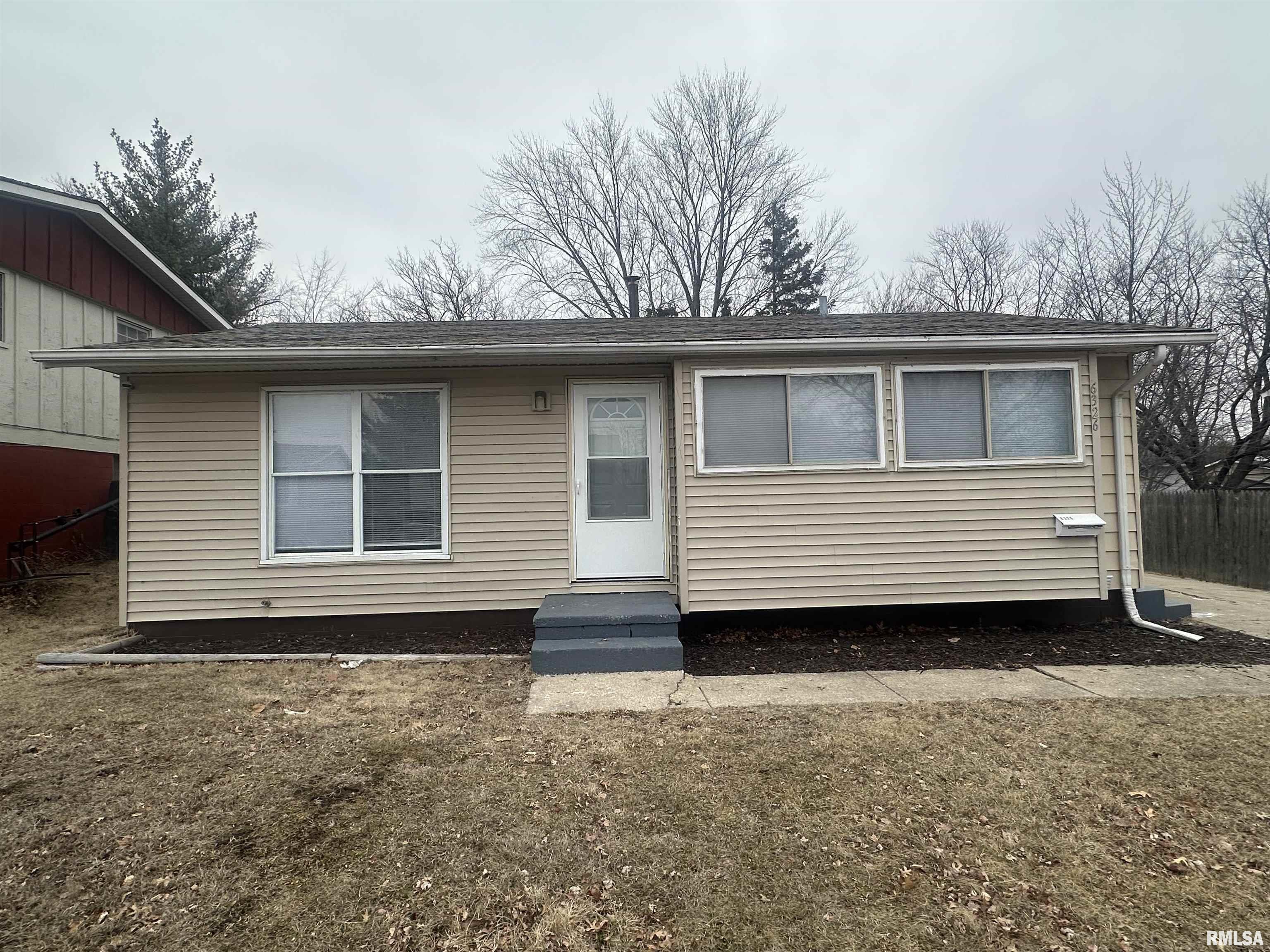 6326 North Randwick Road Peoria, IL 61615 - Photo 1 of 63 Gallery Image 1