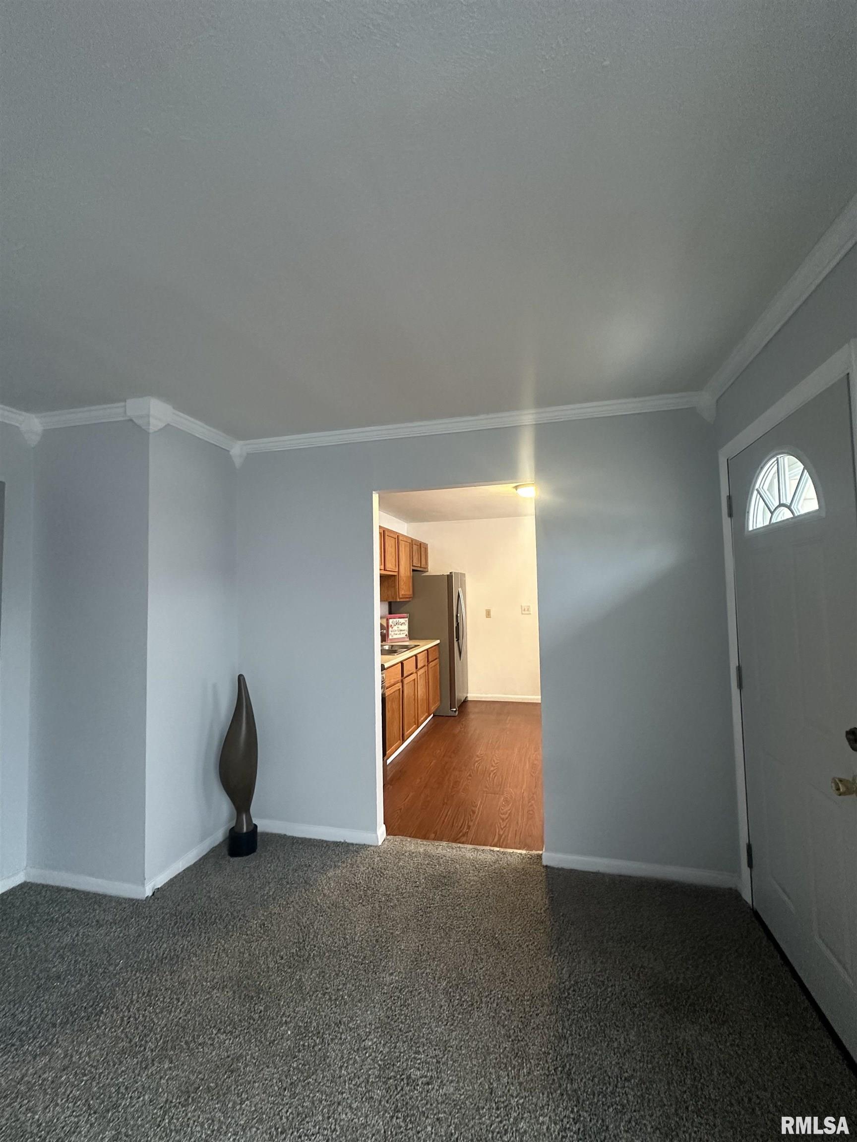 6326 North Randwick Road Peoria, IL 61615 - Photo 18 of 63 Gallery Image 18