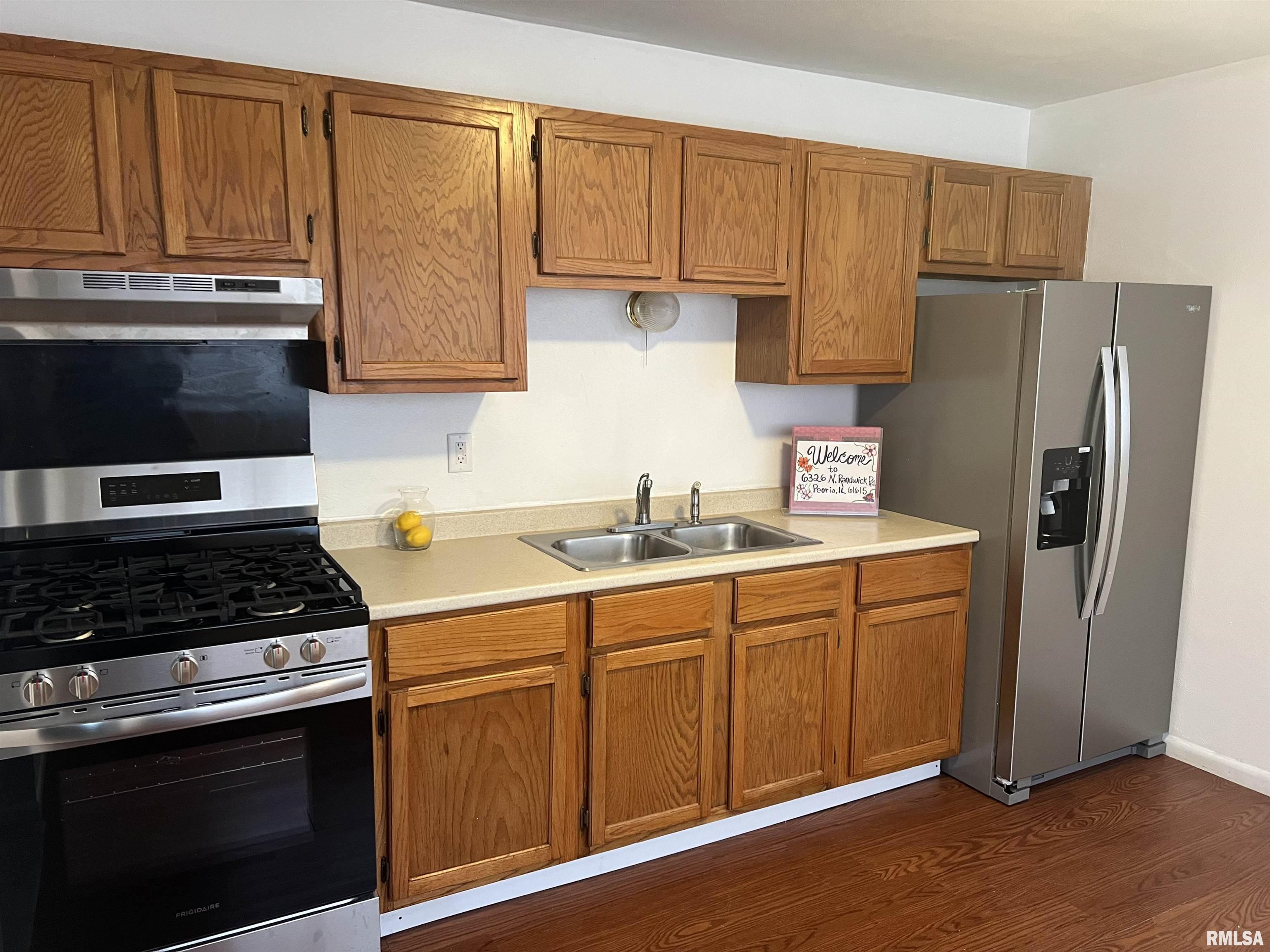 6326 North Randwick Road Peoria, IL 61615 - Photo 22 of 63 Gallery Image 22