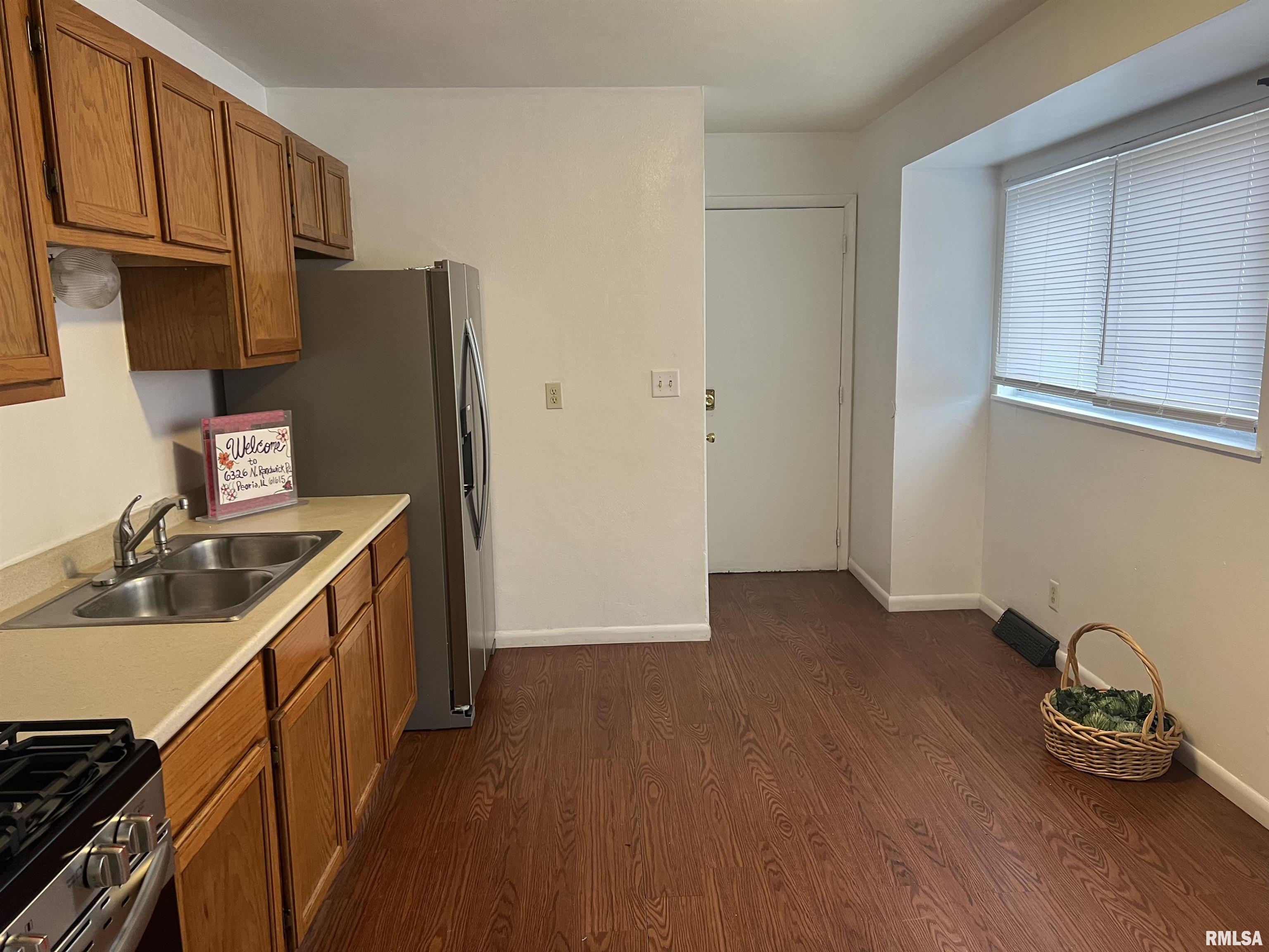6326 North Randwick Road Peoria, IL 61615 - Photo 27 of 63 Gallery Image 27