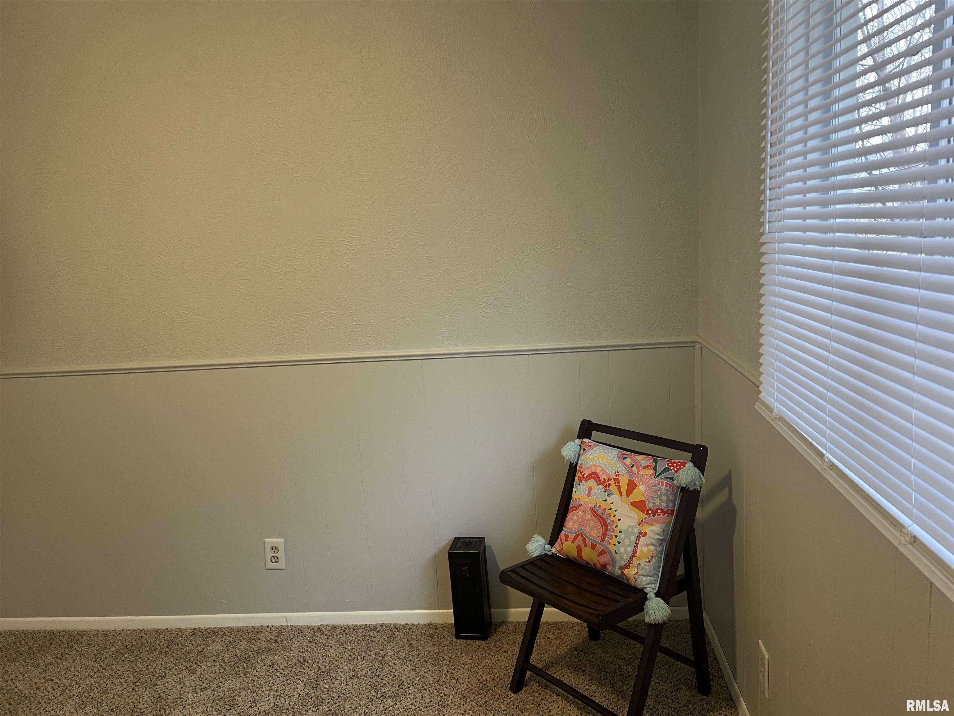 6326 North Randwick Road Peoria, IL 61615 - Photo 36 of 63 Gallery Image 36