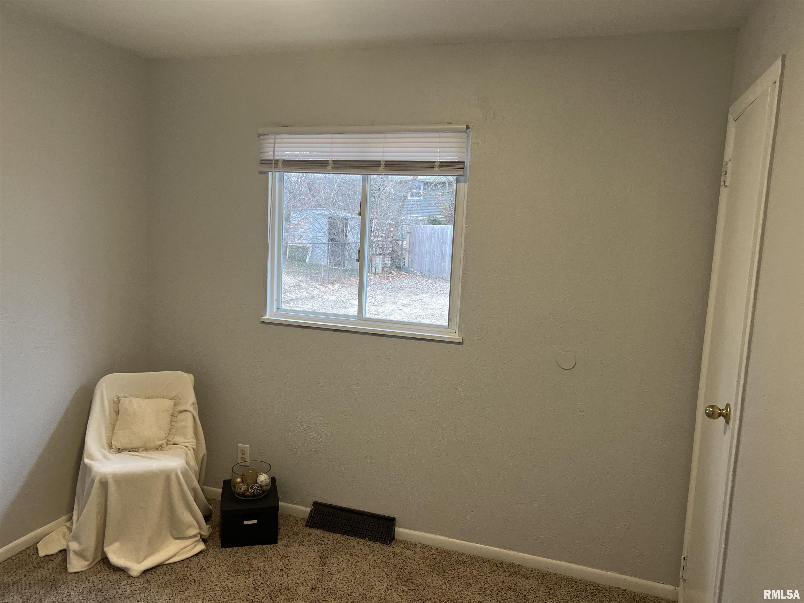 6326 North Randwick Road Peoria, IL 61615 - Photo 46 of 63 Gallery Image 46
