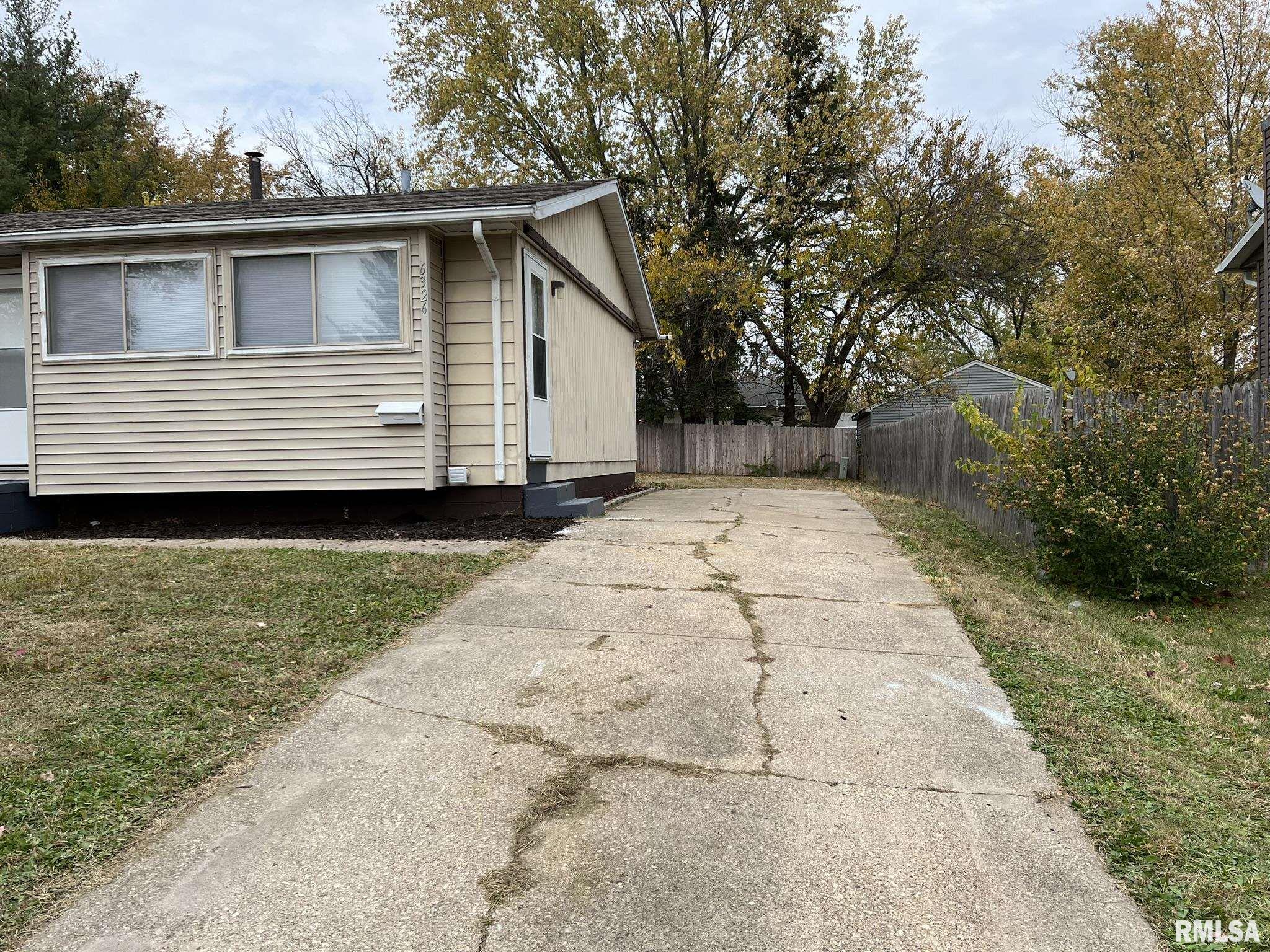 6326 North Randwick Road Peoria, IL 61615 - Photo 5 of 63 Gallery Image 5