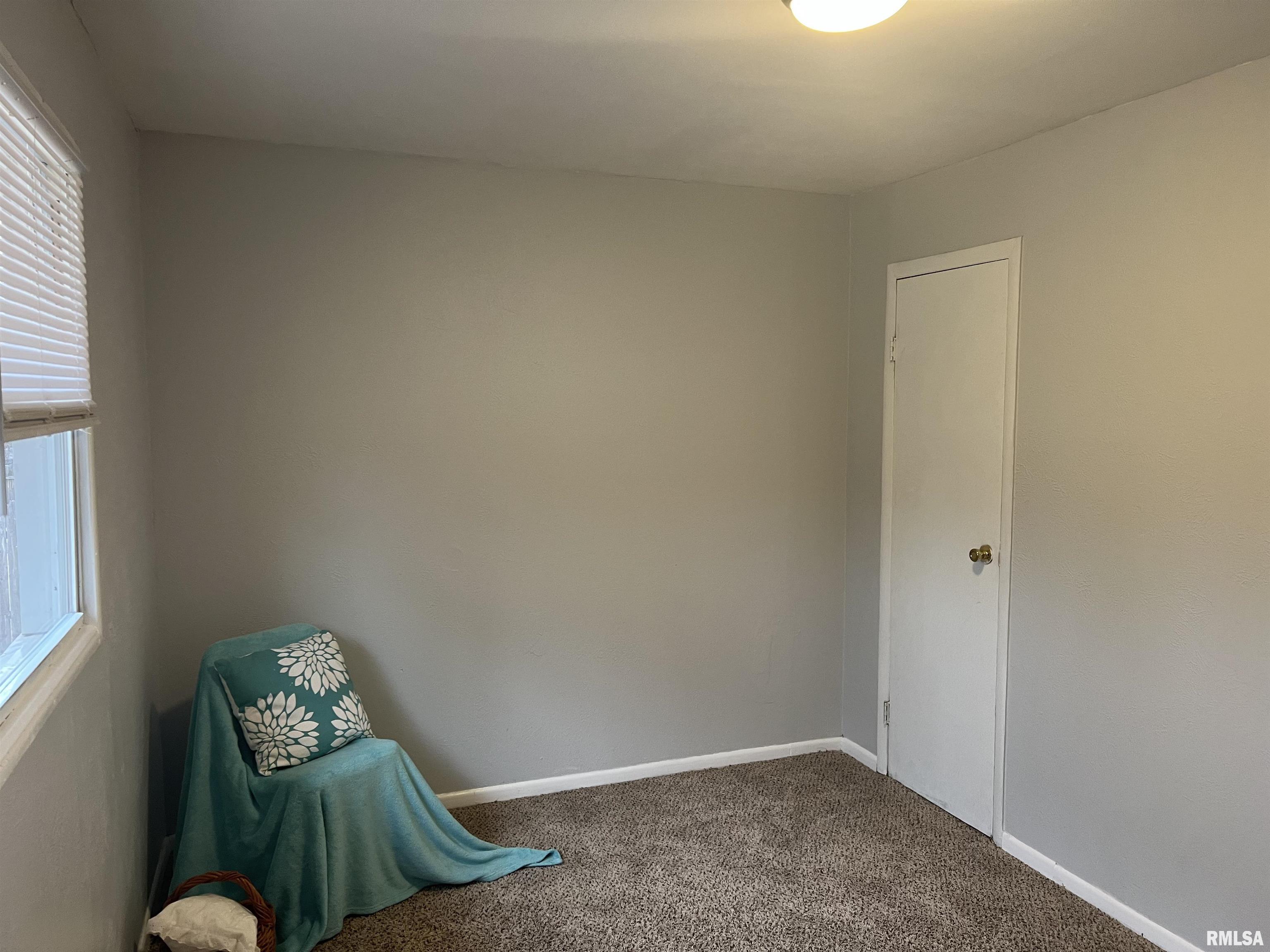 6326 North Randwick Road Peoria, IL 61615 - Photo 53 of 63 Gallery Image 53