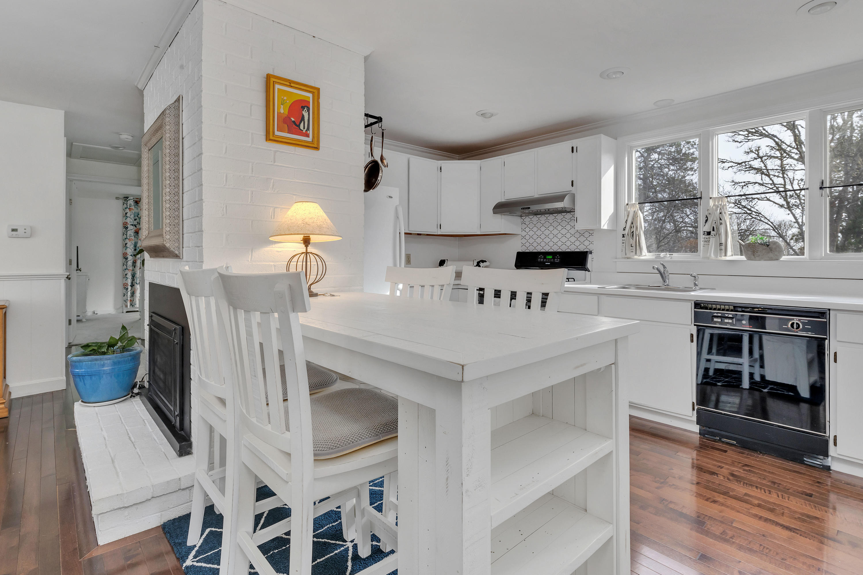 233 Sisson Road Harwich, MA 02645 - Photo 9 of 30 233SisLR-9