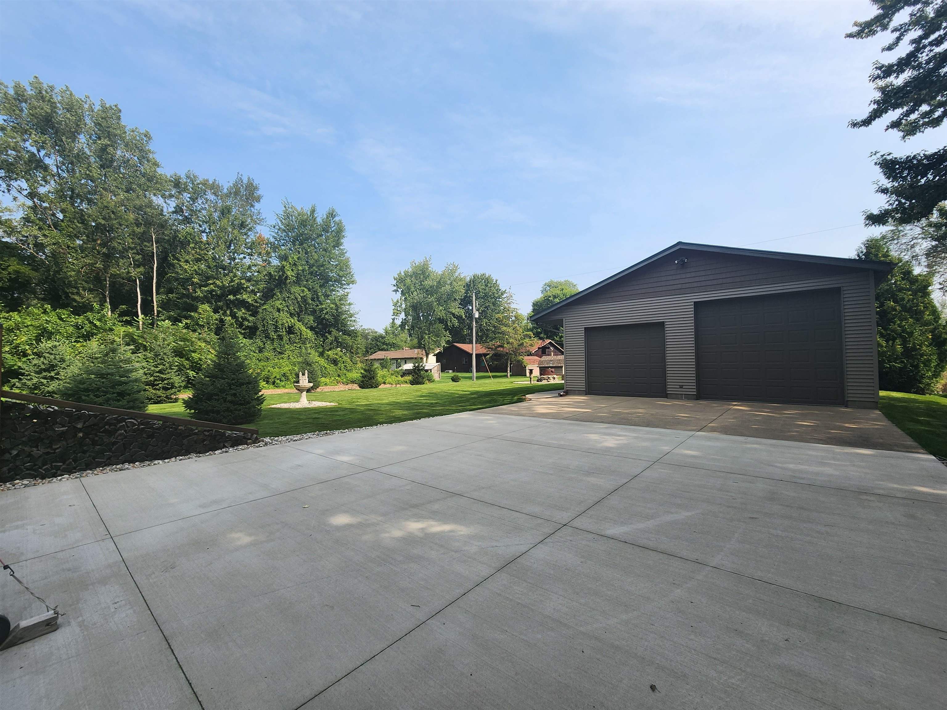 908 Shady Shore Road Bay City, MI 48706 - Photo 12 of 36 Gallery Image 12