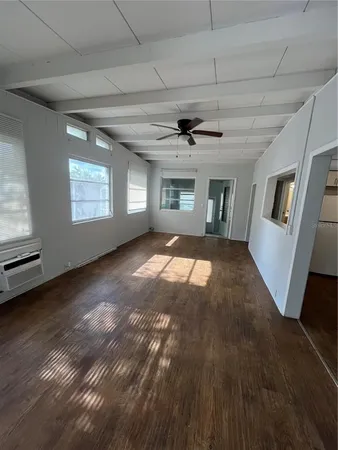 $1,300 | 20000 US Highway 19 North, Unit 607, Clearwater, FL 33764