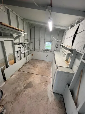 $1,300 | 20000 US Highway 19 North, Unit 607, Clearwater, FL 33764