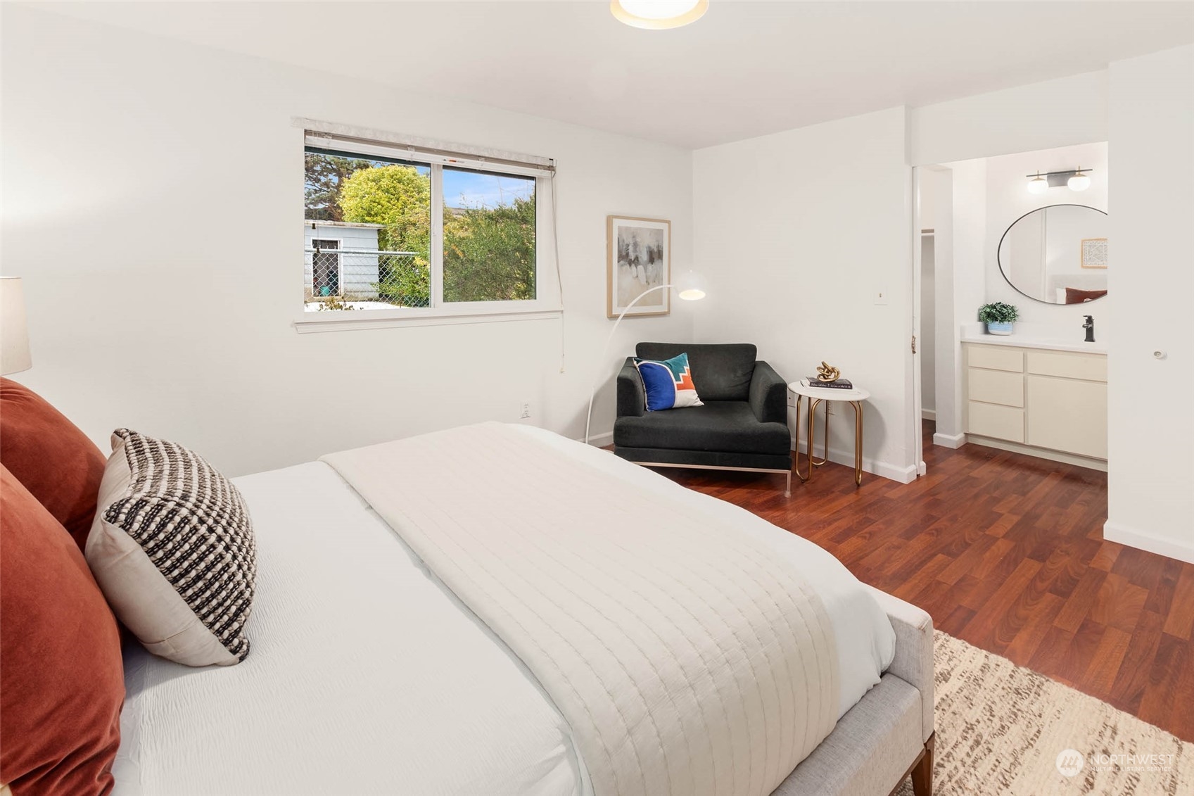 5110 South Garden Loop Road, Unit 18 Seattle, WA 98118 - Photo 12 of 21