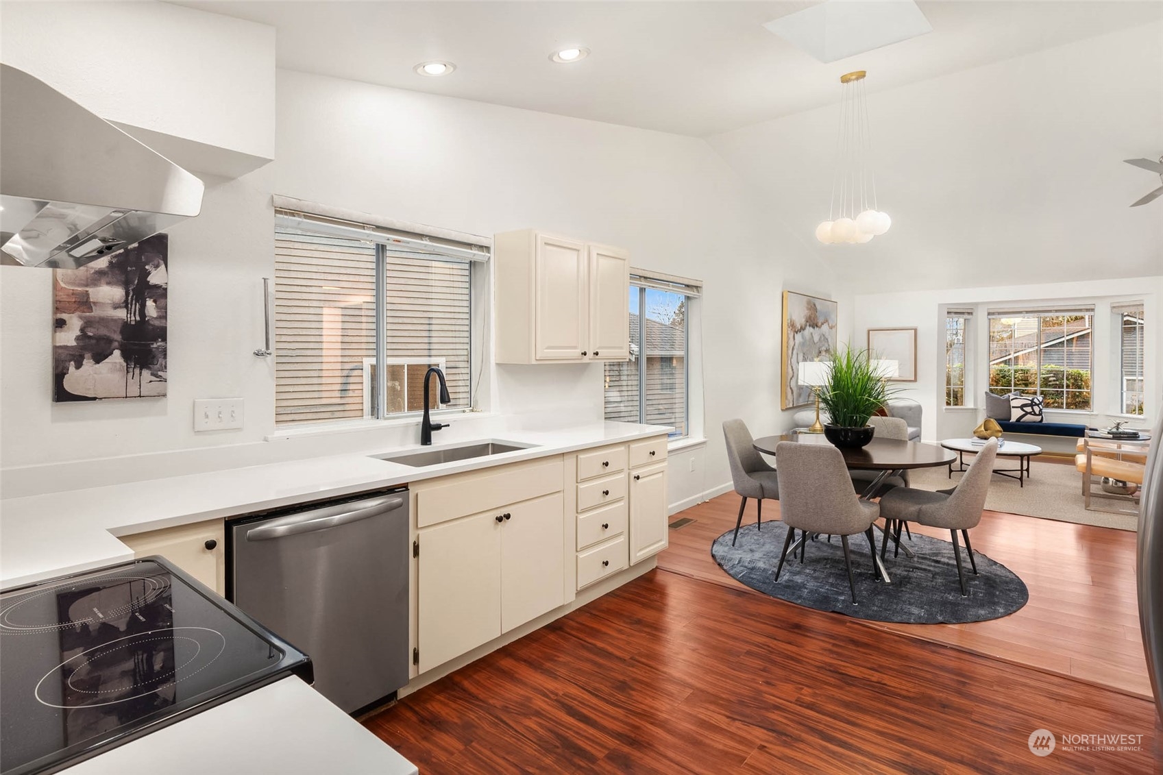 5110 South Garden Loop Road, Unit 18 Seattle, WA 98118 - Photo 18 of 21