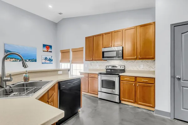 $355,000 | 102 Worthington Drive, Moncks Corner, SC 29461