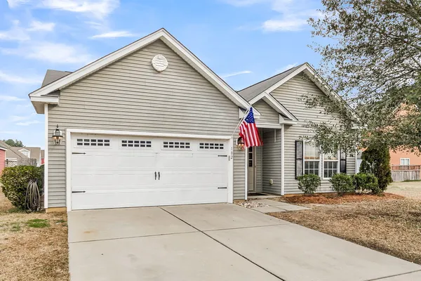 $355,000 | 102 Worthington Drive, Moncks Corner, SC 29461