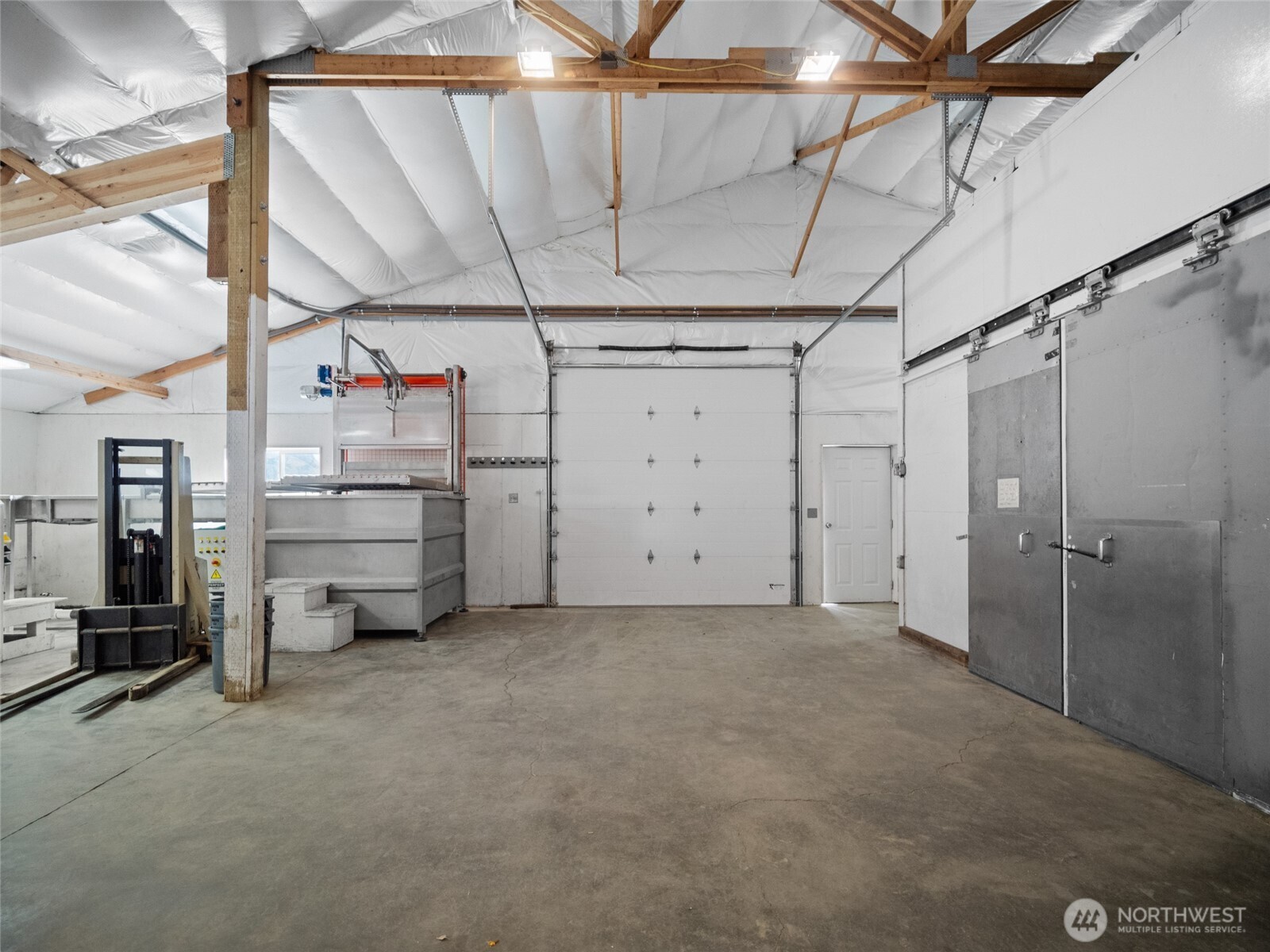 263 Oliver Lane Chelan, WA 98816 - Photo 32 of 39 a view of a storage room