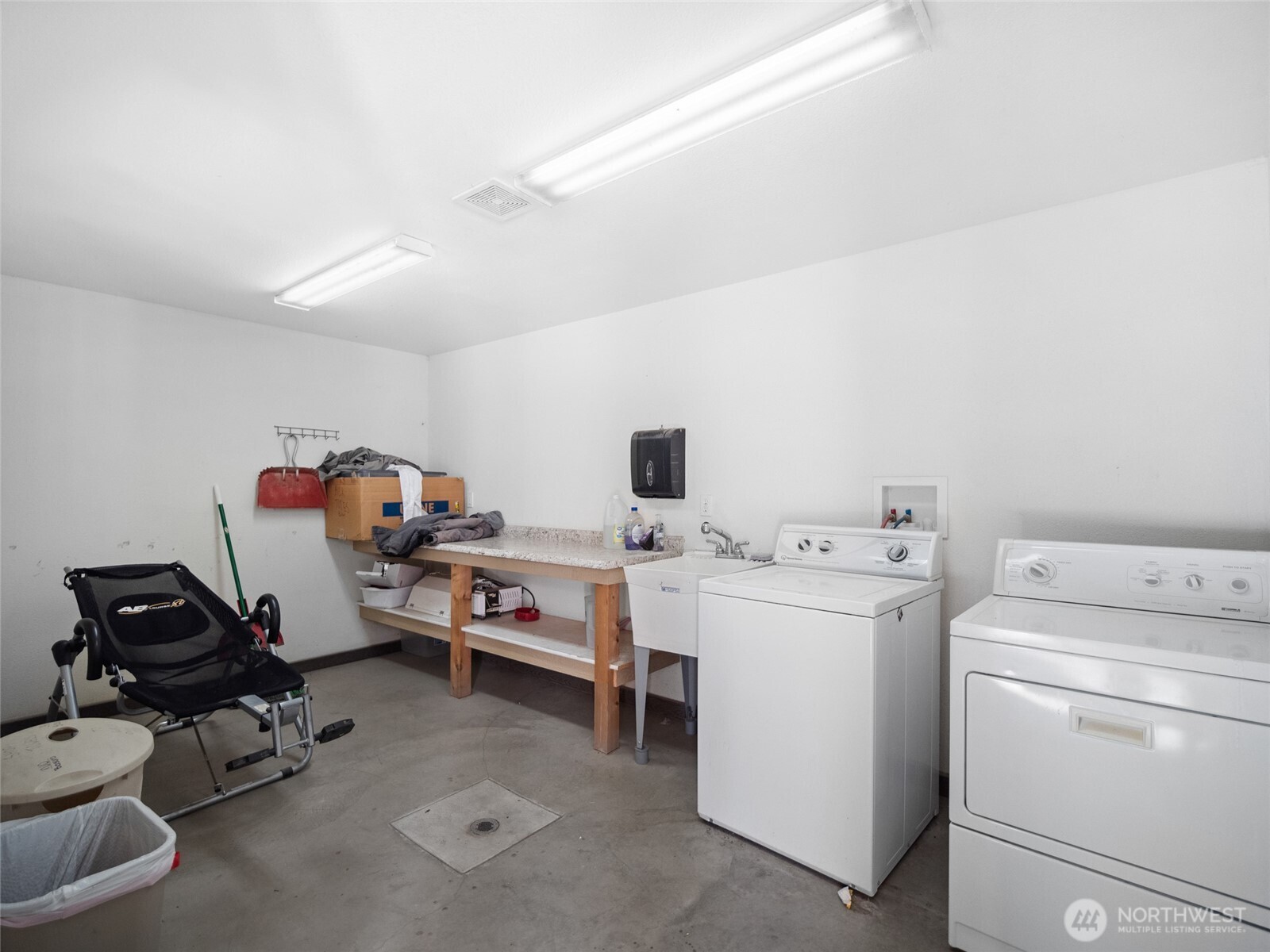 263 Oliver Lane Chelan, WA 98816 - Photo 37 of 39 a view of a room with storage and utility