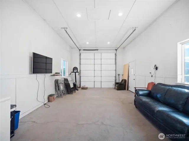 $2,950,000 | 263 Oliver Lane, Chelan, WA 98816