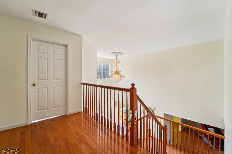 53 Ridge Drive Montville, NJ 07045 - Photo 12 of 44