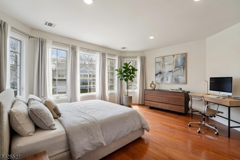 53 Ridge Drive Montville, NJ 07045 - Photo 15 of 44