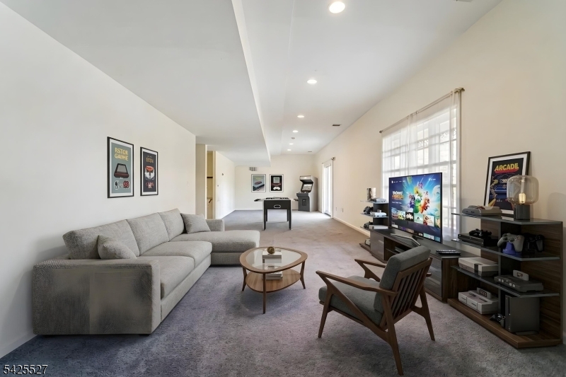 53 Ridge Drive Montville, NJ 07045 - Photo 20 of 44