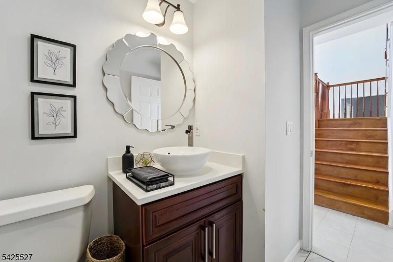 53 Ridge Drive Montville, NJ 07045 - Photo 10 of 44