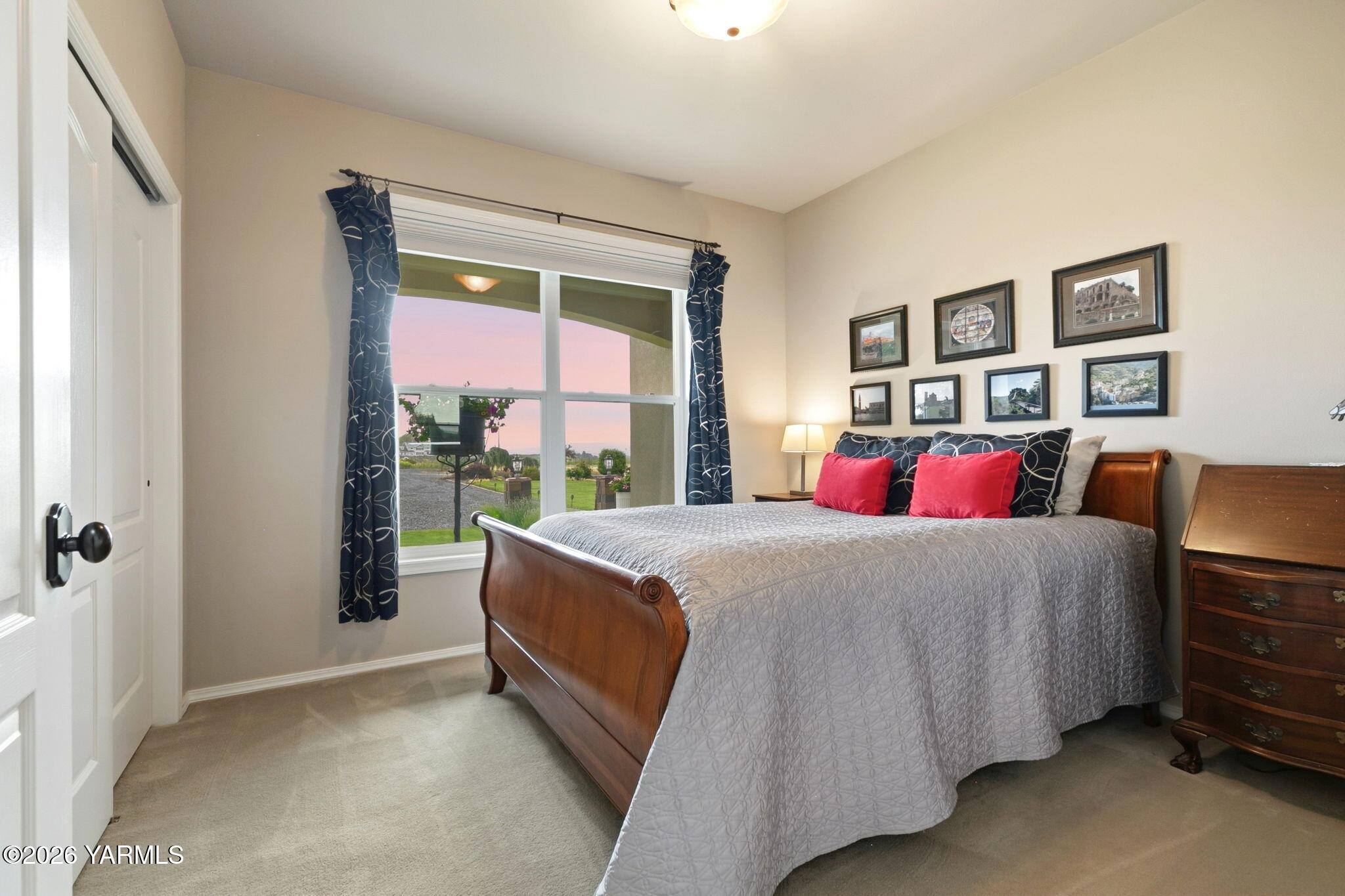 6360 Naches Heights Road Yakima, WA 98908 - Photo 33 of 38 Bedroom 3