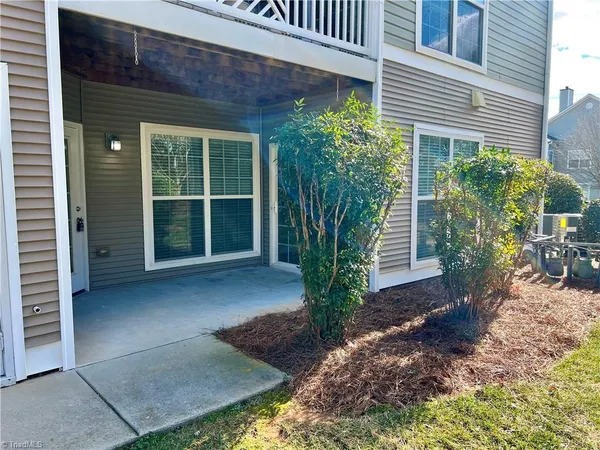 $1,400 | 130 Shallowford Reserve Drive, Unit 102, Lewisville, NC 27023