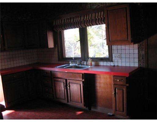 188 Stillwater Road Smithfield, RI 02917 - Photo 5 of 16 Kitchen.
