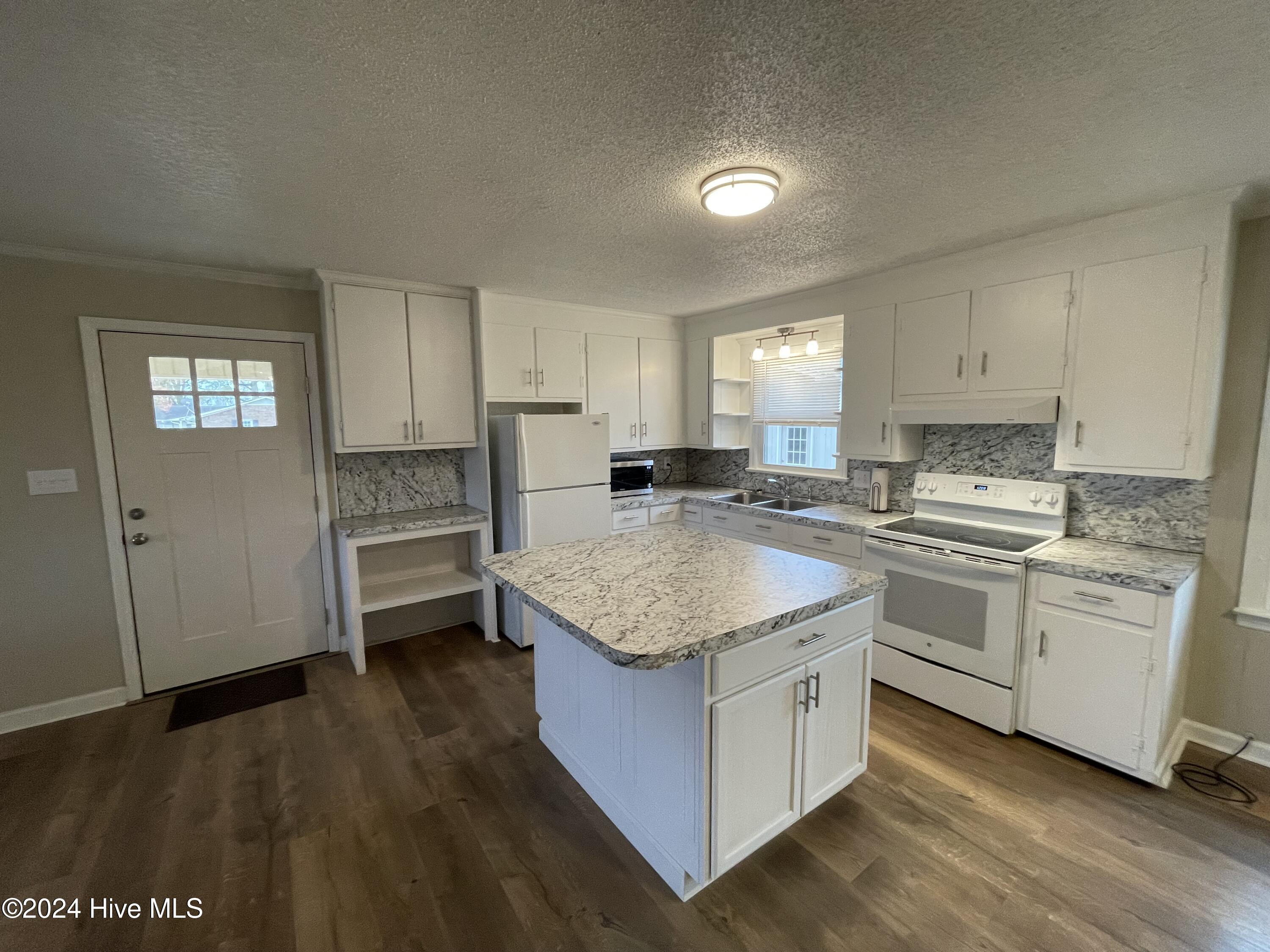 3524 Wynn Road Robersonville, NC 27871 - Photo 14 of 43 Kitchen
