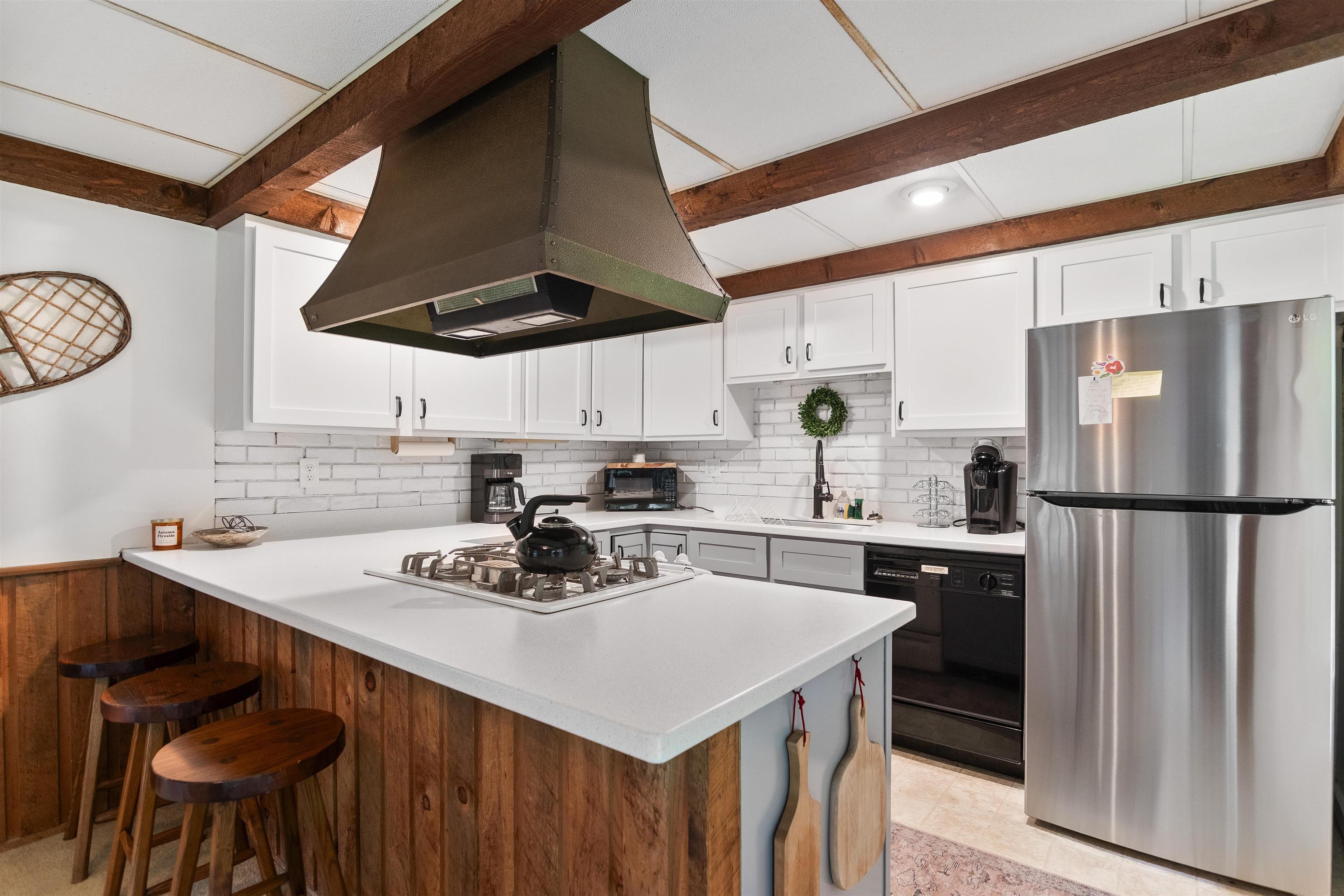 1966 Thompsonburg Road Londonderry, VT 05155 - Photo 12 of 26