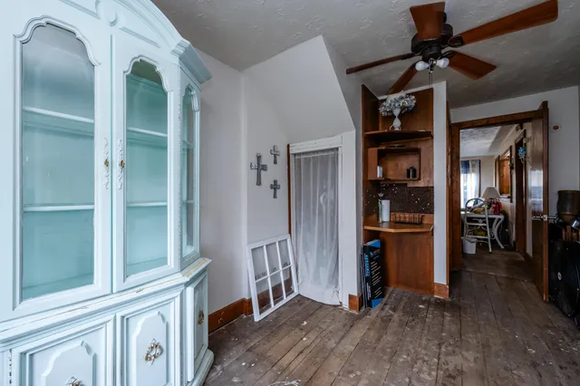 $239,900 | 208 South Church Street, Coloma, MI 49038