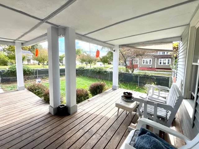 $239,900 | 208 South Church Street, Coloma, MI 49038