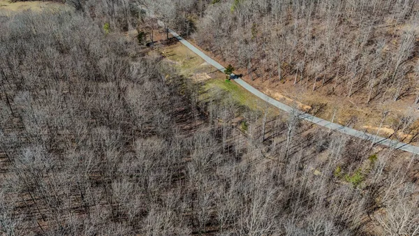 $99,000 | 375 Roanoke Creek Road, Collinwood, TN 38450