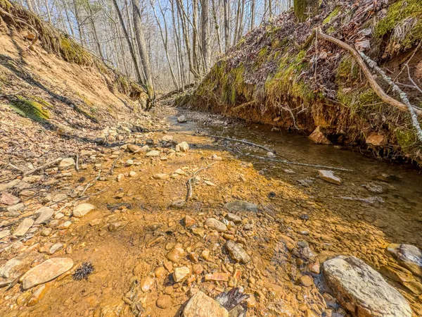 $99,000 | 375 Roanoke Creek Road, Collinwood, TN 38450