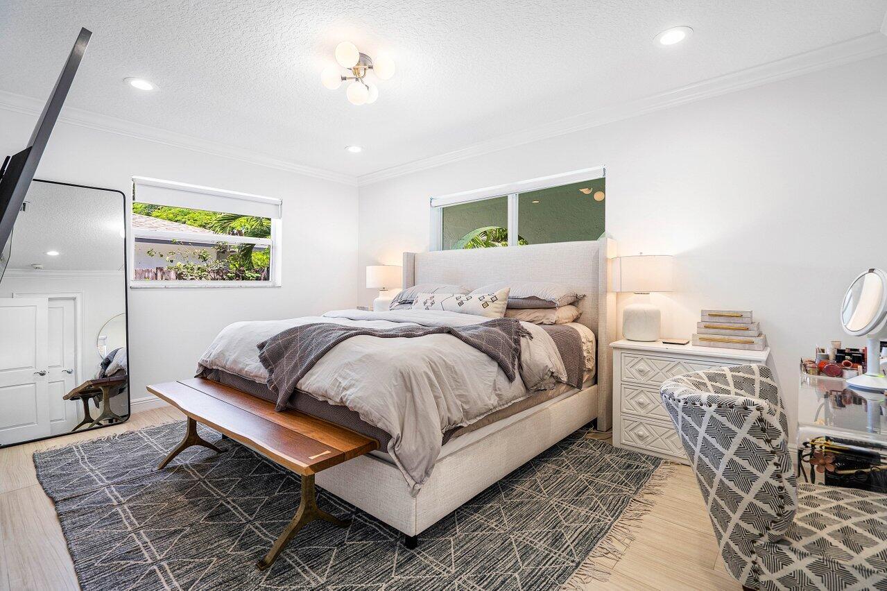 2618 Northwest 32nd Street Boca Raton, FL 33434 - Photo 11 of 21 Primary