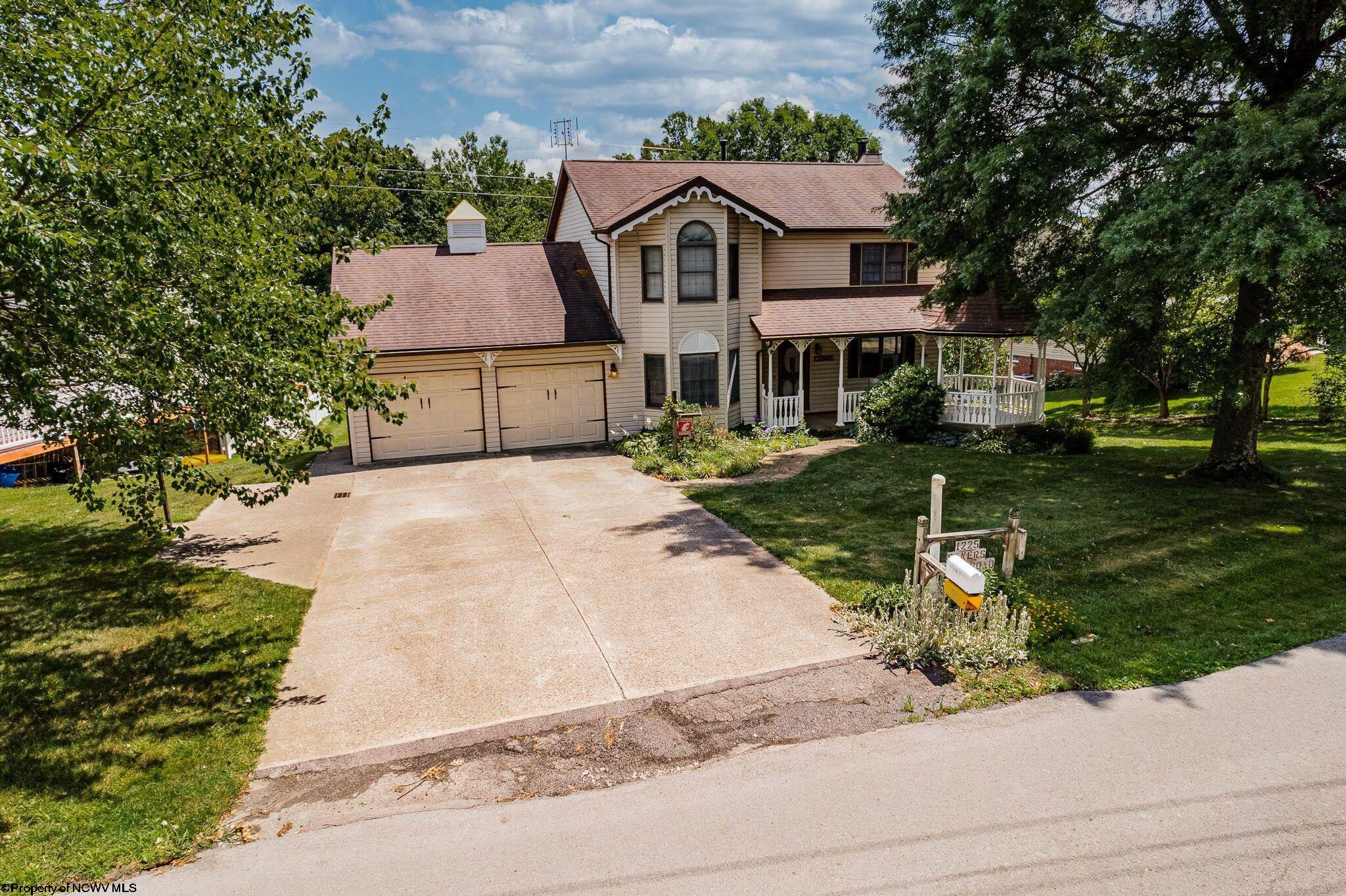 1225 Bakers Ridge Road Morgantown, WV 26505 - Photo 4 of 50 Gallery Image 4