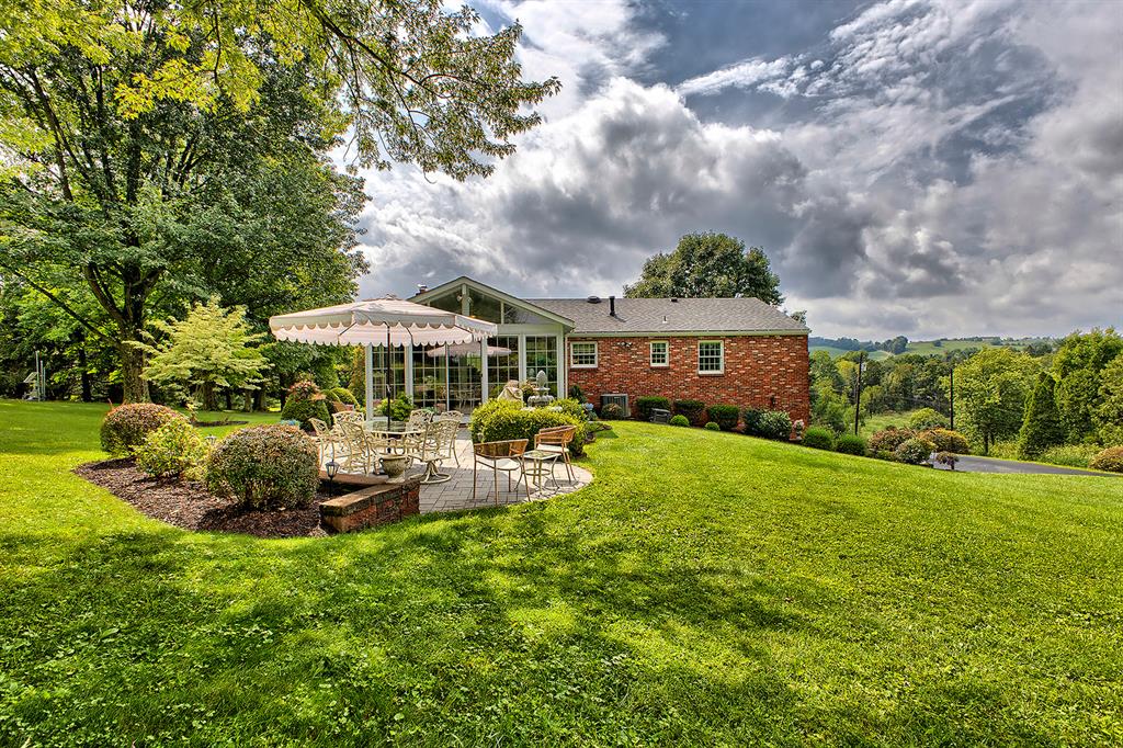 313 Patterson Lane Rostraver Township, PA 15012 - Photo 3 of 44 Gallery Image 3