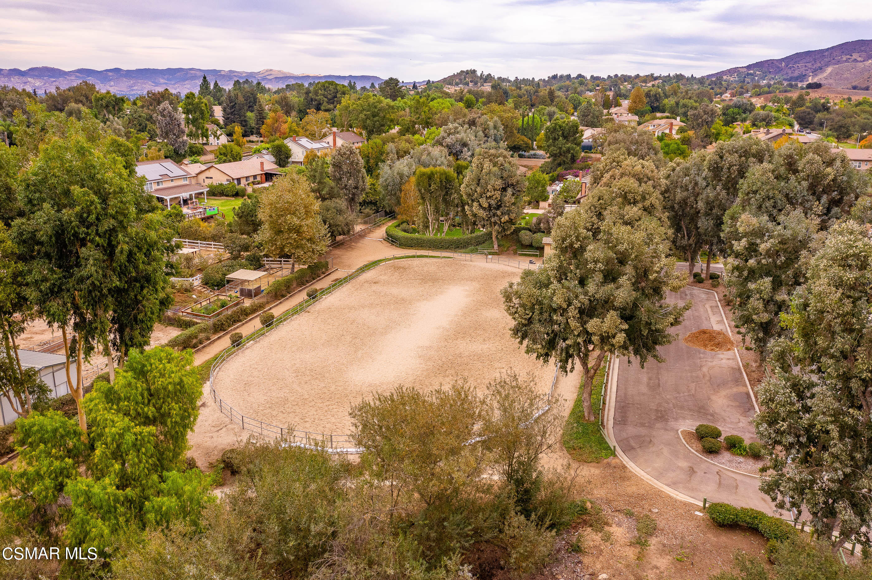 385 Longbranch Road Simi Valley, CA 93065 - Photo 54 of 77 385 Longbranch Rd Simi Valley-60