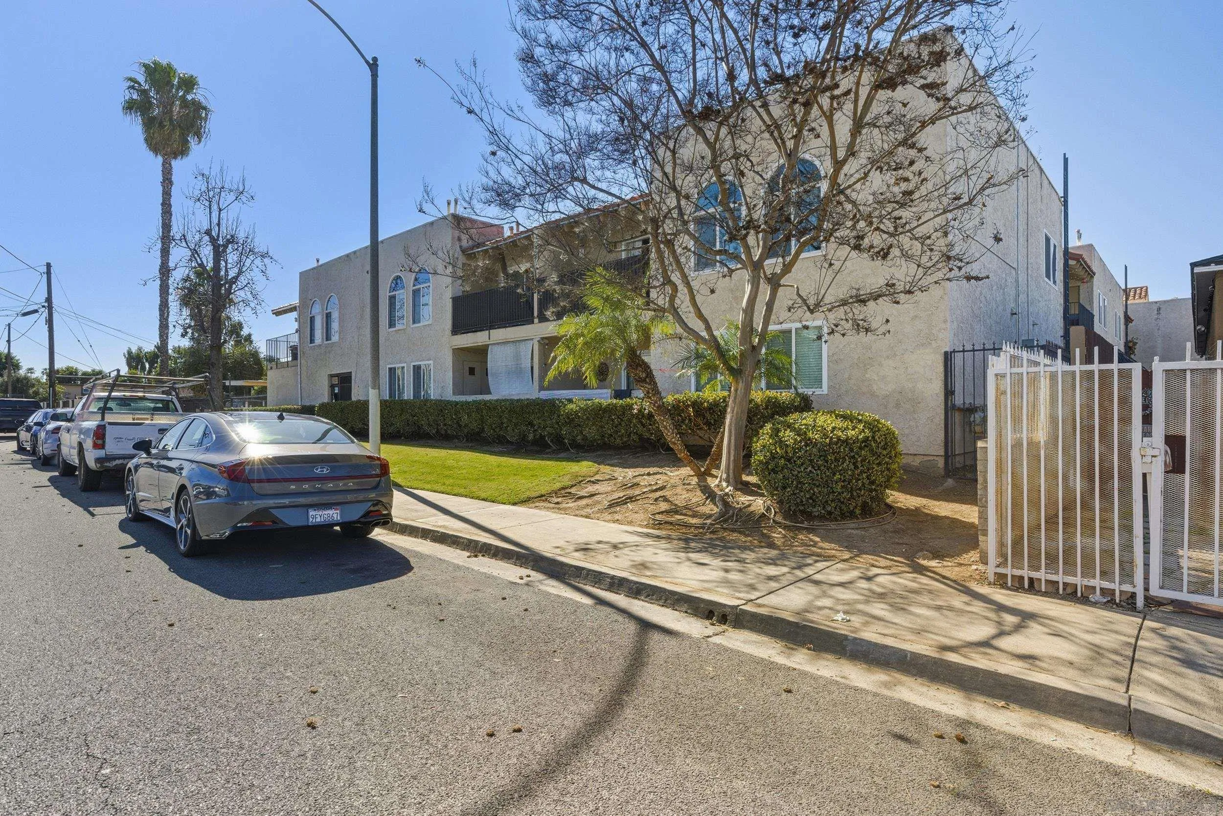 300 Roanoke Road, Unit 13 El Cajon, CA 92020 - Photo 24 of 28