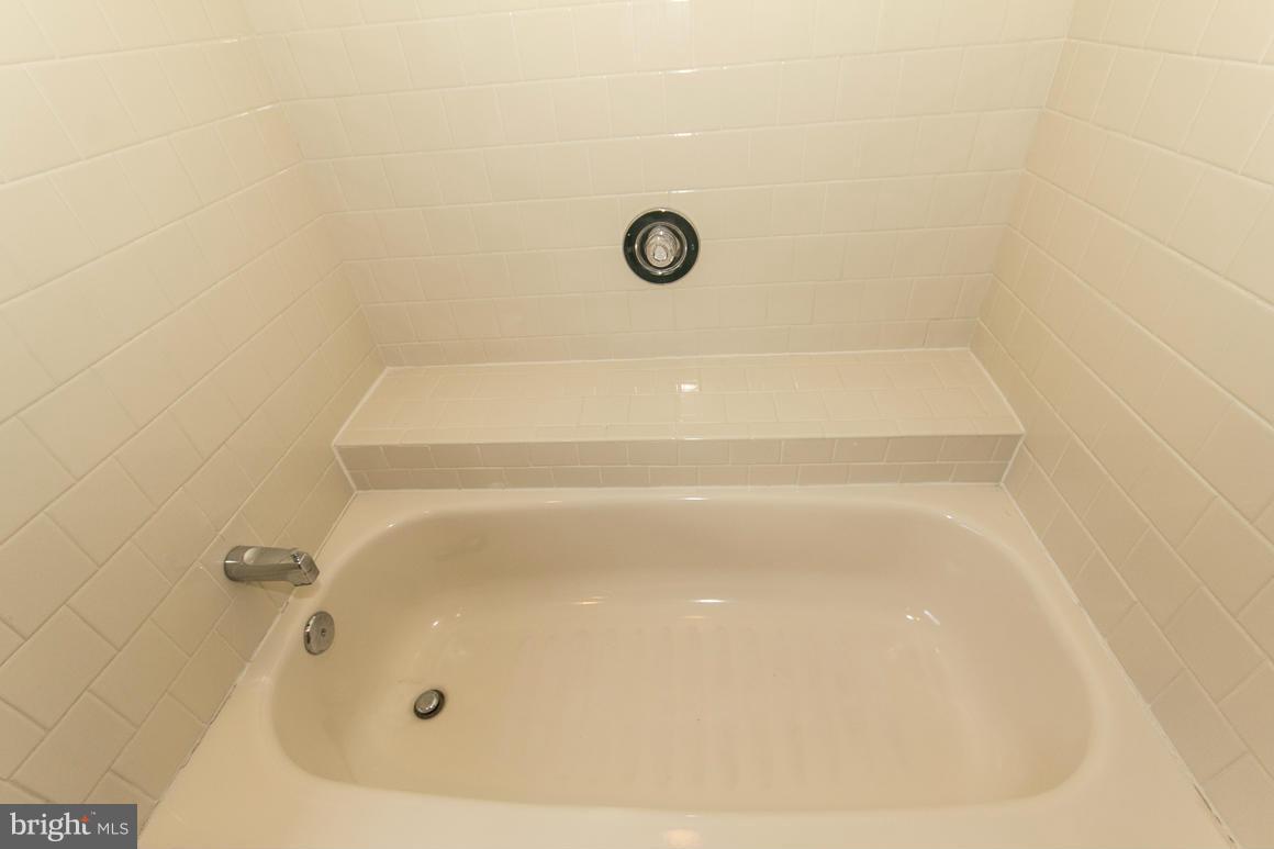 67 Rhodes Place Lutherville-Timonium, MD 21093 - Photo 27 of 29 Bath
