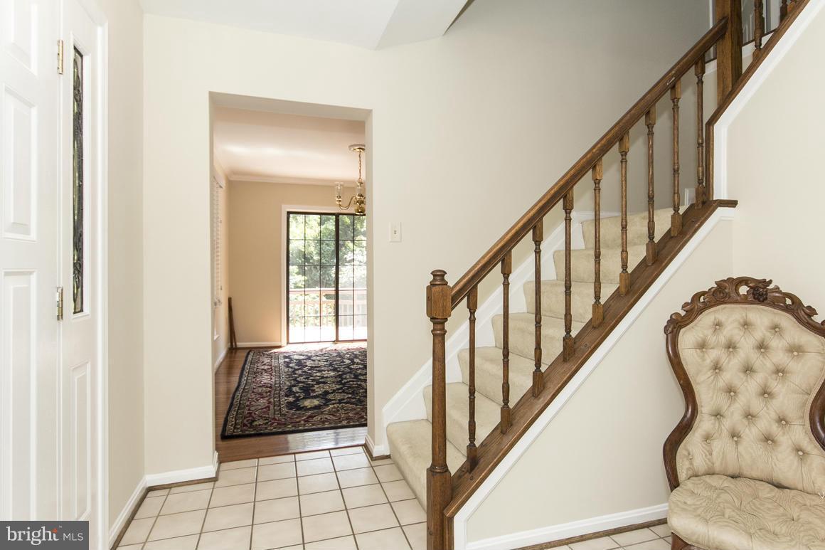 67 Rhodes Place Lutherville-Timonium, MD 21093 - Photo 5 of 29 Interior (General)
