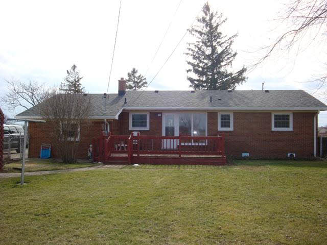 1449 East Labo Road Carleton, MI 48117 - Photo 7 of 8 20338735-6.JPG