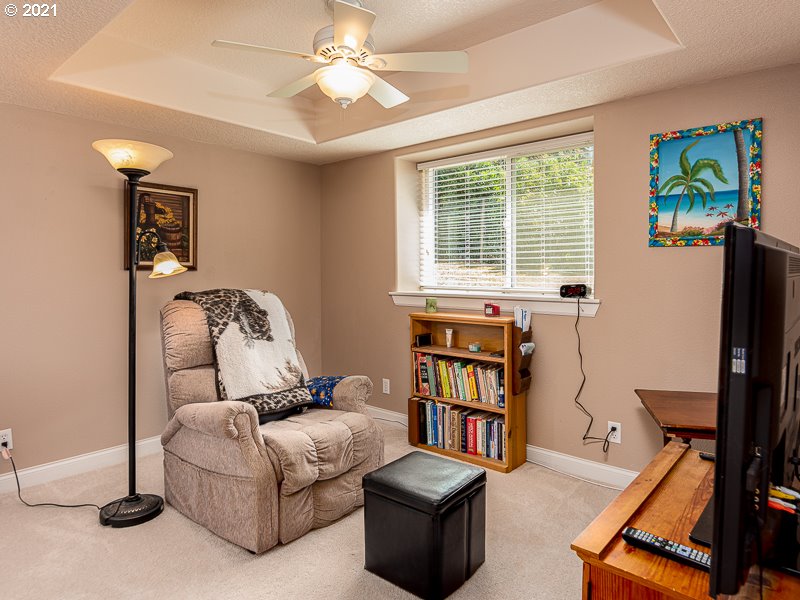 54820 Southwest Patton Avenue Gaston, OR 97119 - Photo 19 of 32