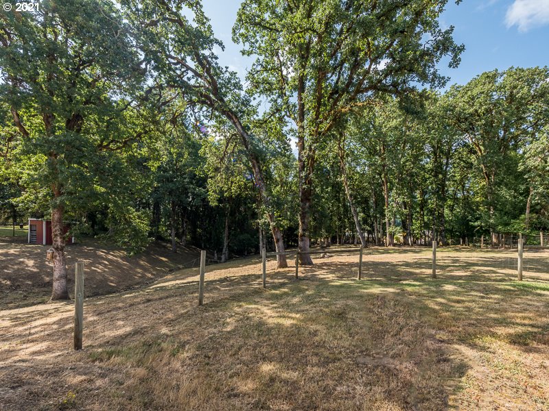 54820 Southwest Patton Avenue Gaston, OR 97119 - Photo 31 of 32