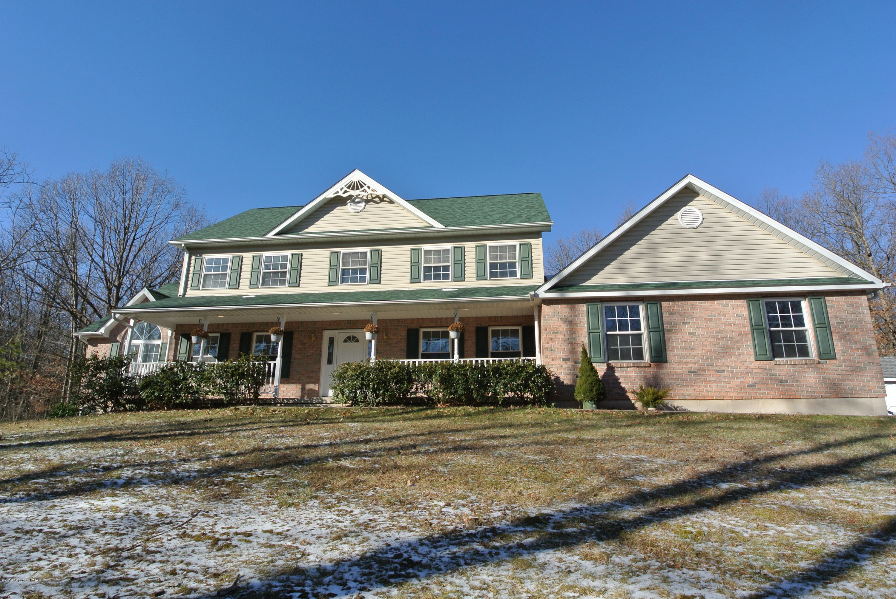 257 Upper Ridge Drive Effort, PA 18330 - Photo 1 of 63 FRONT