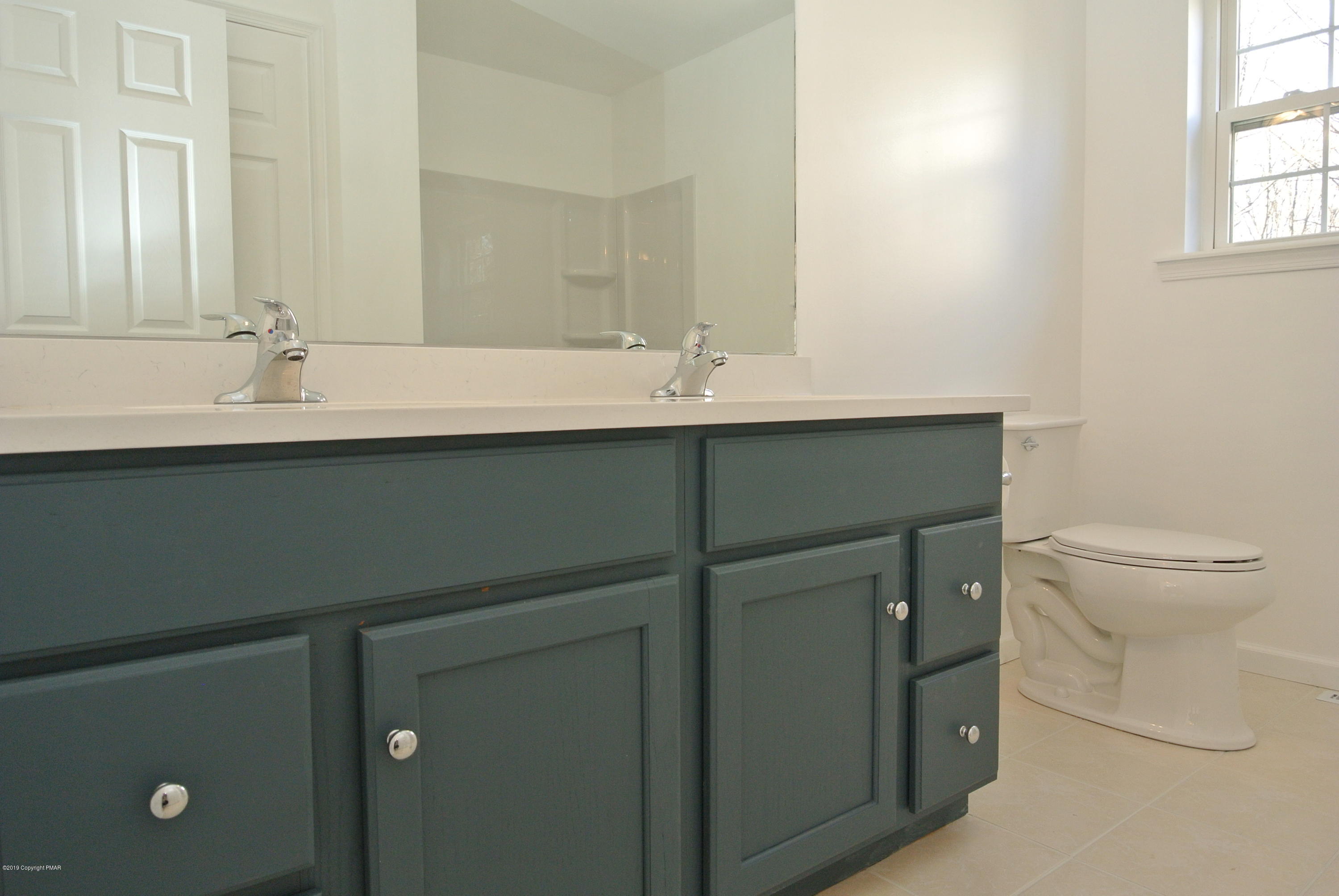 257 Upper Ridge Drive Effort, PA 18330 - Photo 30 of 63 2ND MASTER BATHROOM