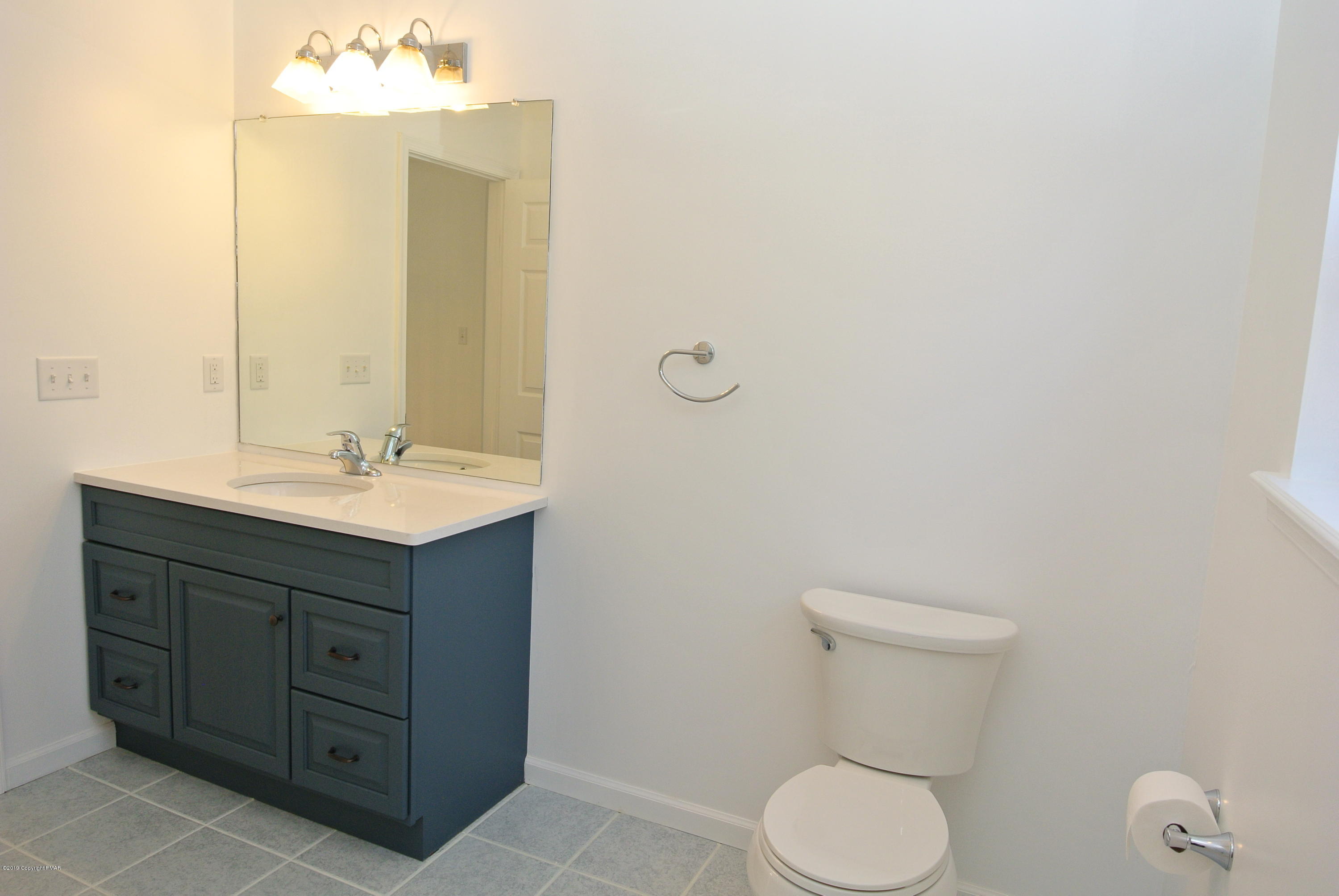257 Upper Ridge Drive Effort, PA 18330 - Photo 41 of 63 MAIN BATHROOM