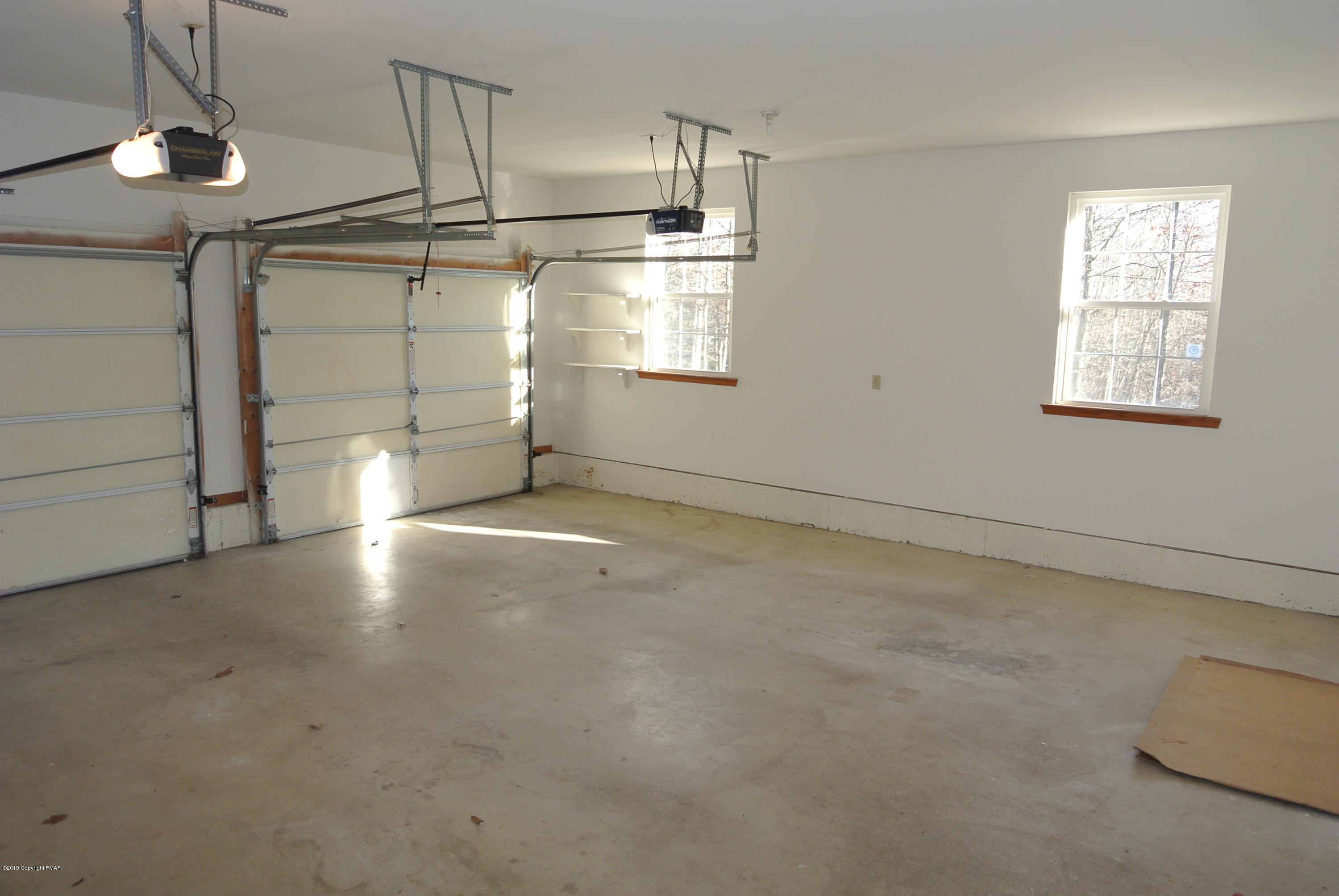 257 Upper Ridge Drive Effort, PA 18330 - Photo 50 of 63 GARAGE