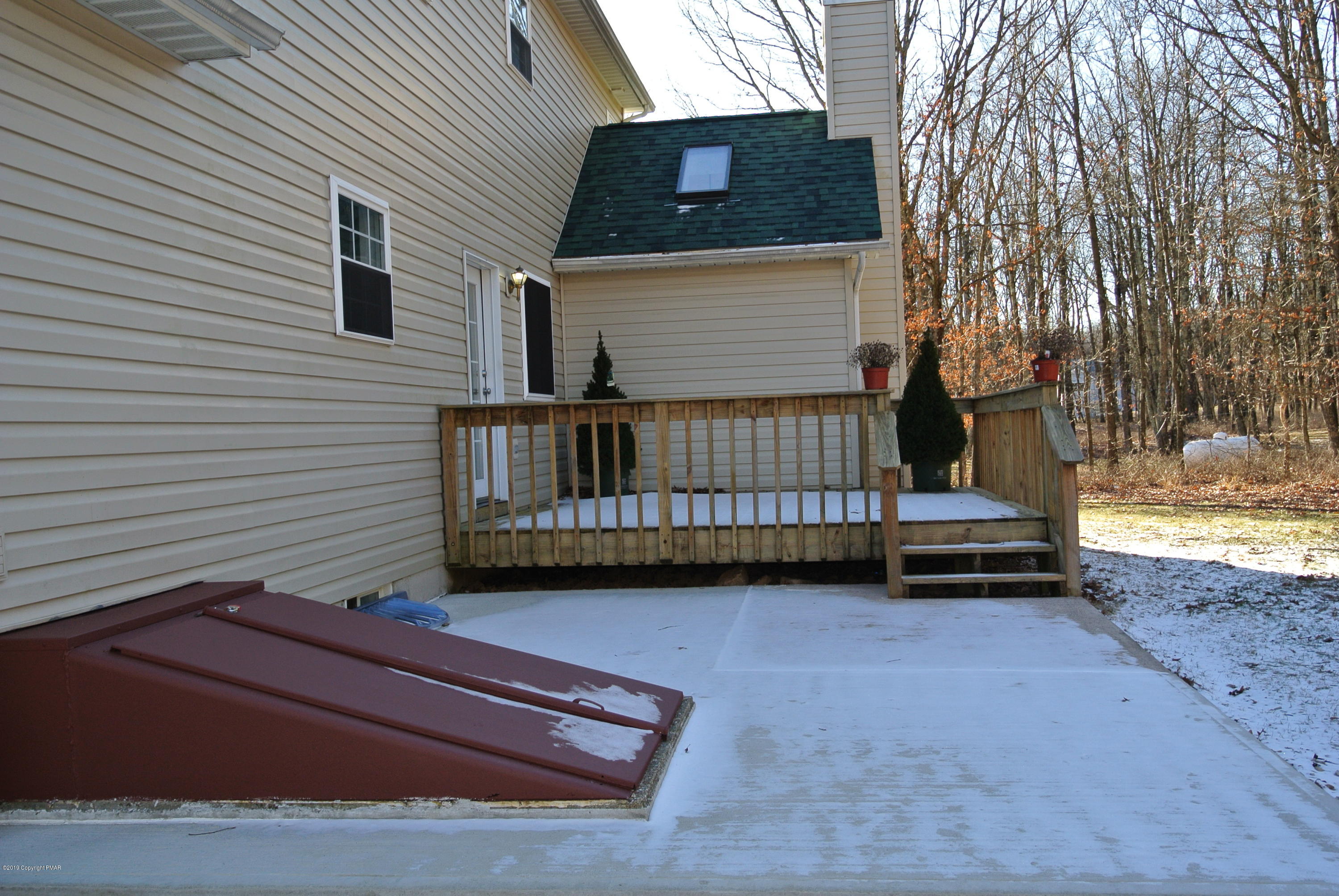 257 Upper Ridge Drive Effort, PA 18330 - Photo 57 of 63 PATIO AND DECK