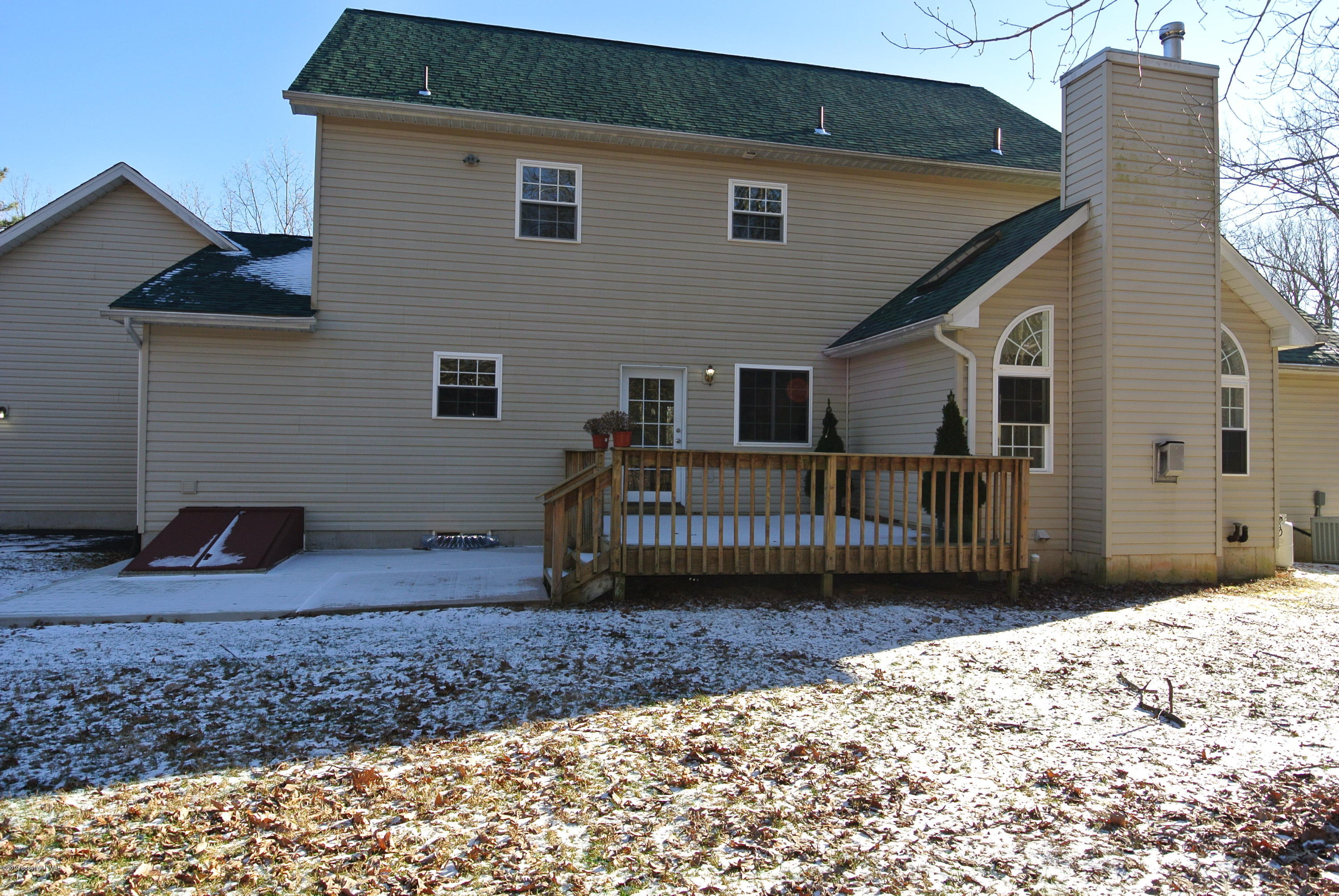 257 Upper Ridge Drive Effort, PA 18330 - Photo 58 of 63 BACK OF THE HOUSE