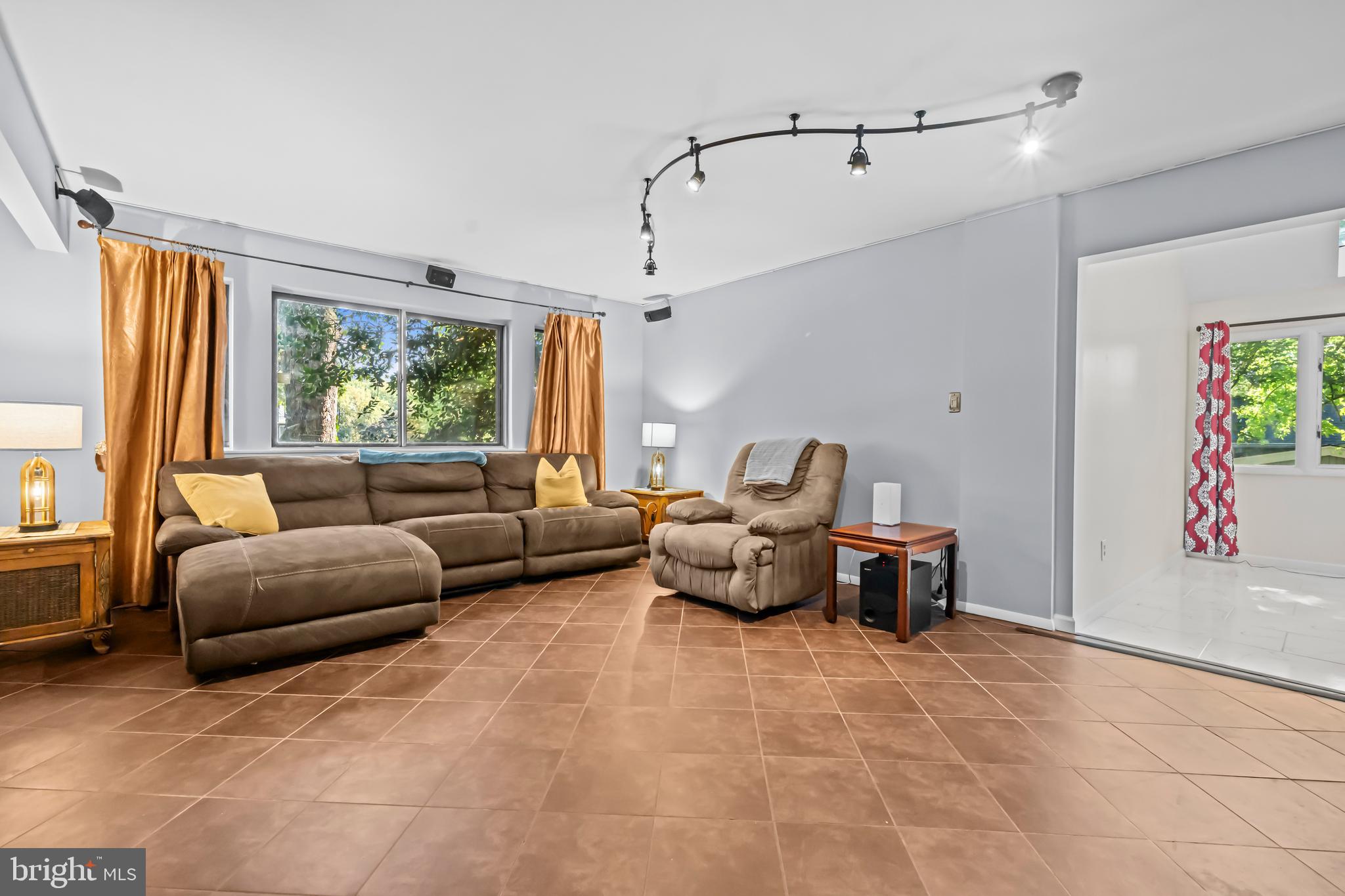 14938 Wellwood Road Silver Spring, MD 20905 - Photo 7 of 28