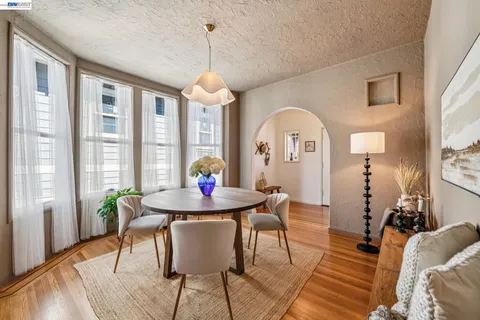 $849,000 | 467 Santa Clara Avenue, Alameda, CA 94501